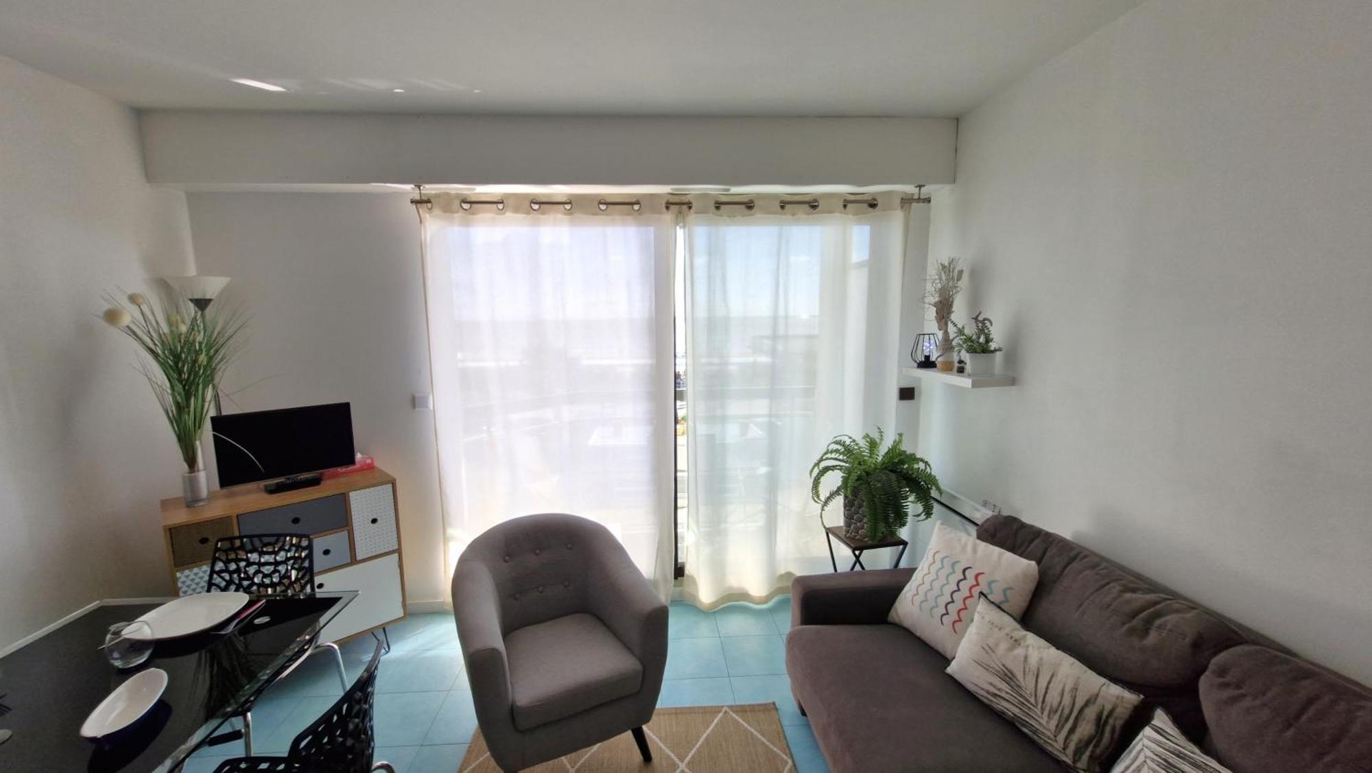 Saint Georges De Didonne - Pleine Vue Mer Pour Ce Studio Cabine Face A La Plage Kültér fotó